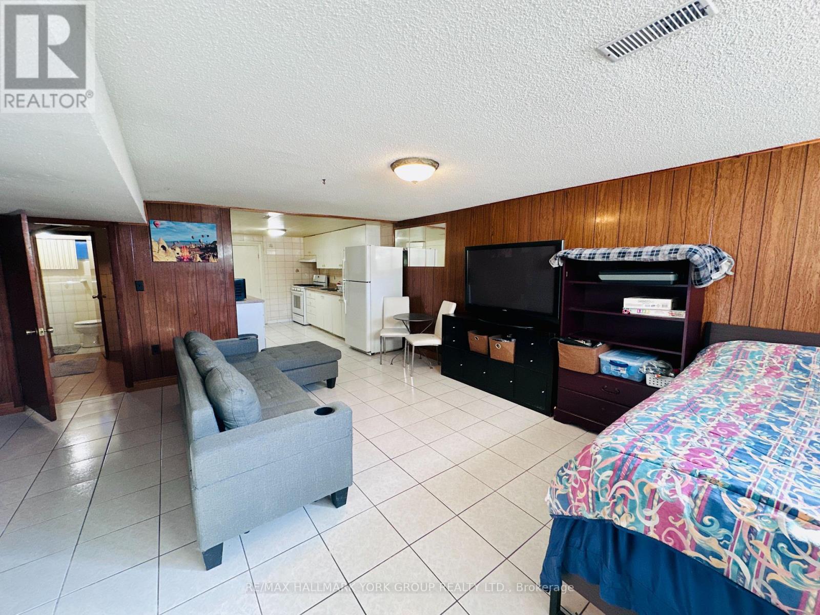 Basement - 29 Peterdale Road, Toronto, Ontario  M3L 1T8 - Photo 3 - W12489344