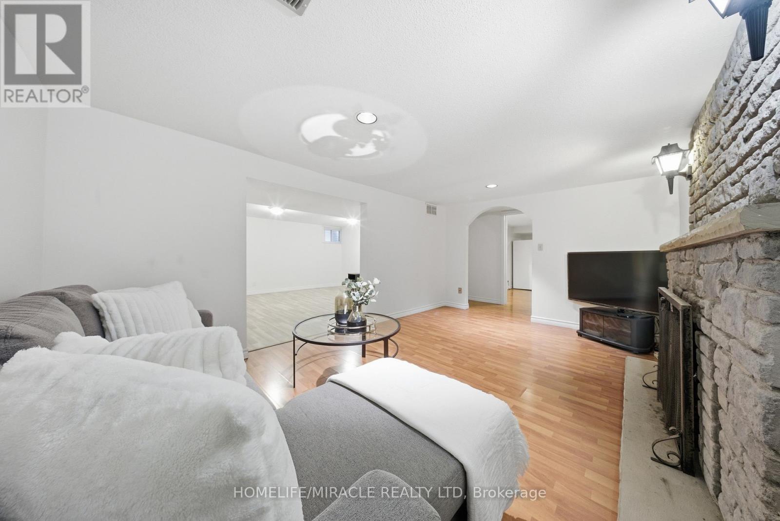 4343 Alta Court, Mississauga, Ontario  L4Z 1N6 - Photo 40 - W12489348