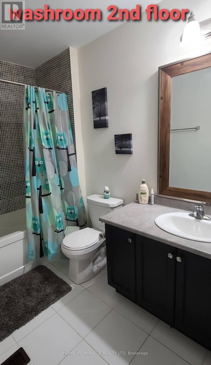 3 Doris Pawley Crescent, Caledon, Ontario  L7C 4E7 - Photo 11 - W12489356