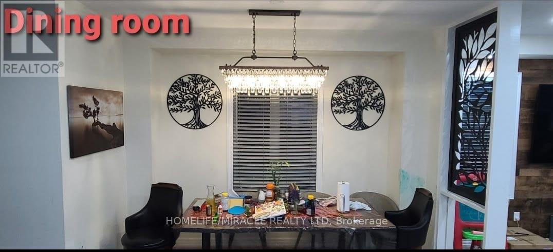 3 Doris Pawley Crescent, Caledon, Ontario  L7C 4E7 - Photo 3 - W12489356