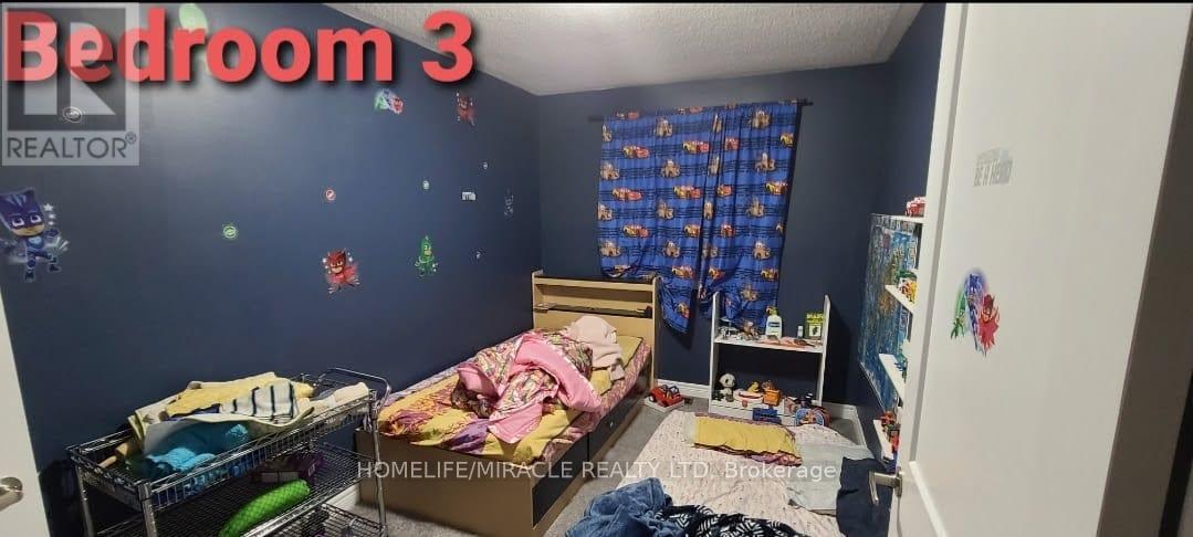 3 Doris Pawley Crescent, Caledon, Ontario  L7C 4E7 - Photo 9 - W12489356