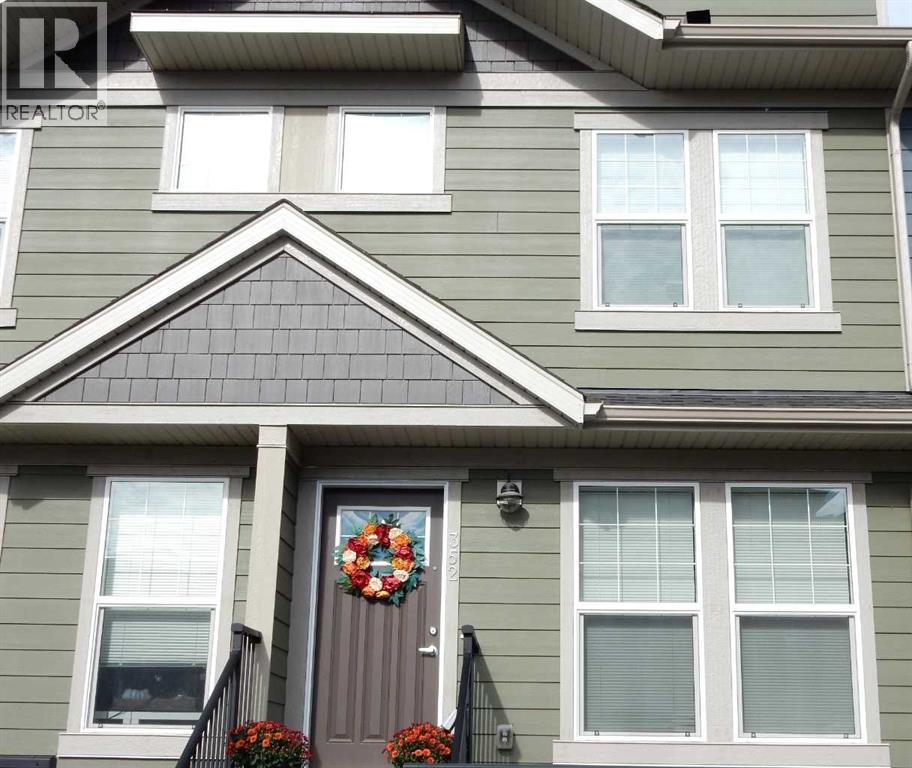 352 Cranbrook Square Se, Calgary, Alberta  T3M 3K8 - Photo 4 - A2261039