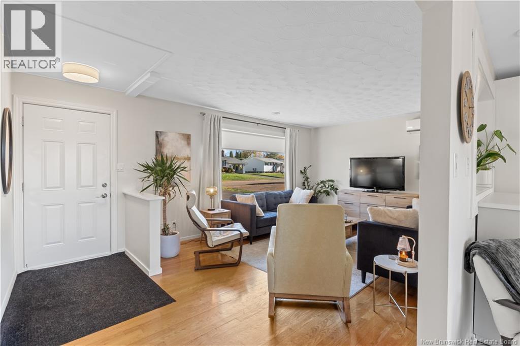601 Charline Avenue, Dieppe, New Brunswick  E1A 1C7 - Photo 2 - NB129235