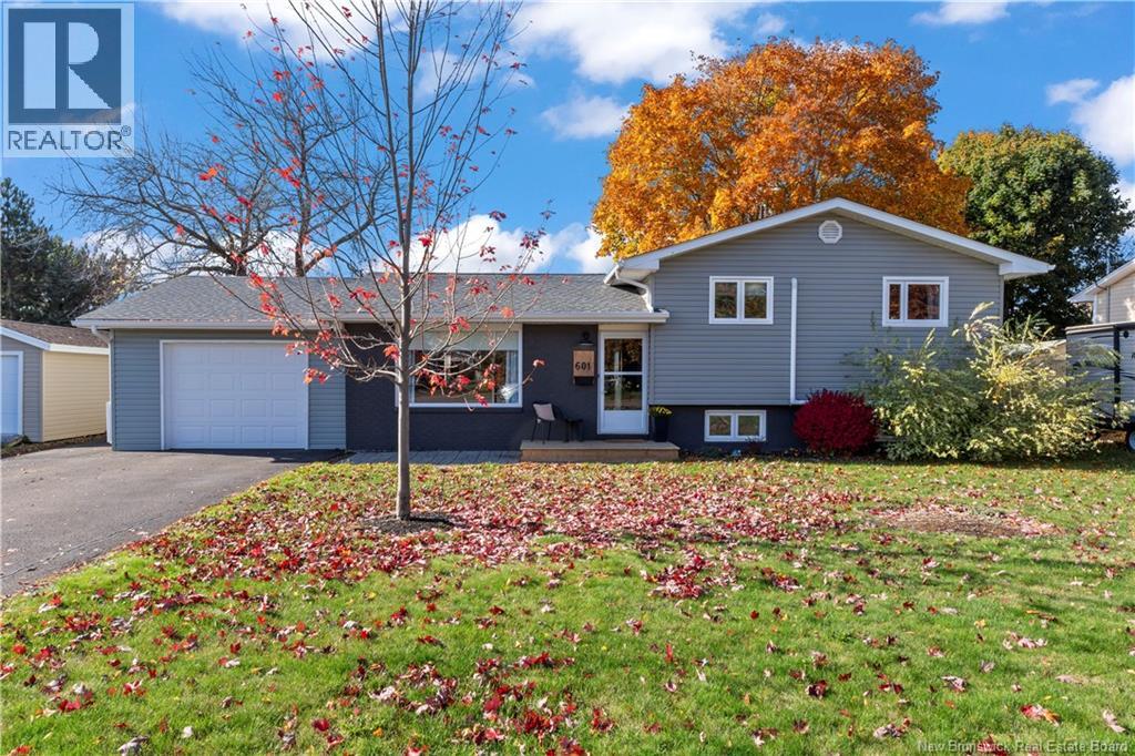 601 Charline Avenue, Dieppe, New Brunswick  E1A 1C7 - Photo 1 - NB129235