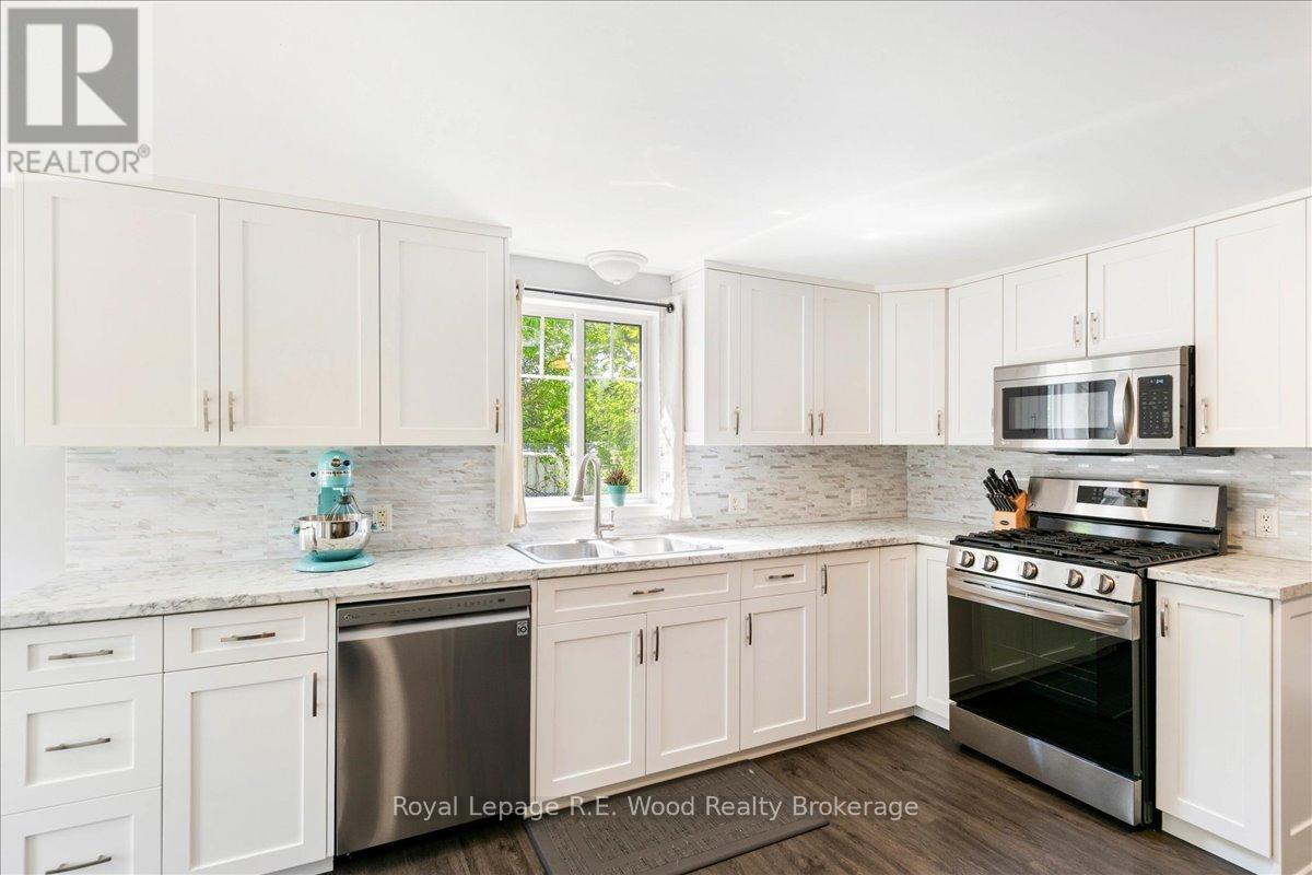 55541 Main Street, Bayham, Ontario  N0J 1Y0 - Photo 7 - X12285846