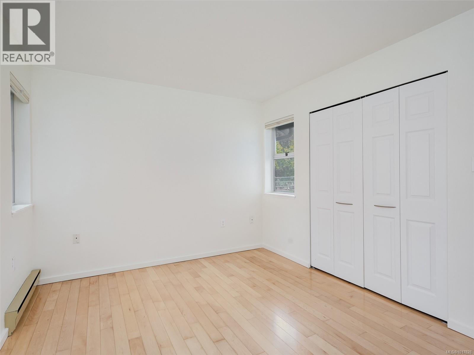 8 2070 Amelia Ave, Sidney, British Columbia  V8L 4X6 - Photo 14 - 1017828