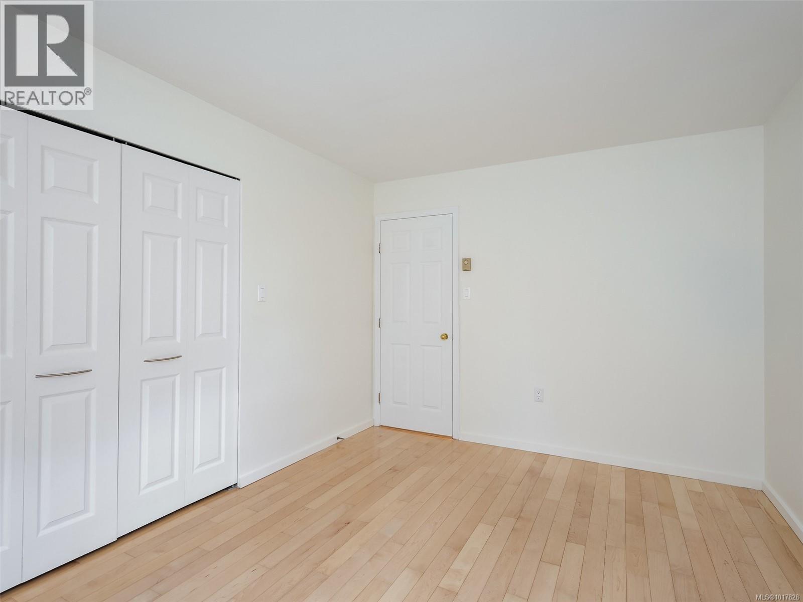 8 2070 Amelia Ave, Sidney, British Columbia  V8L 4X6 - Photo 15 - 1017828