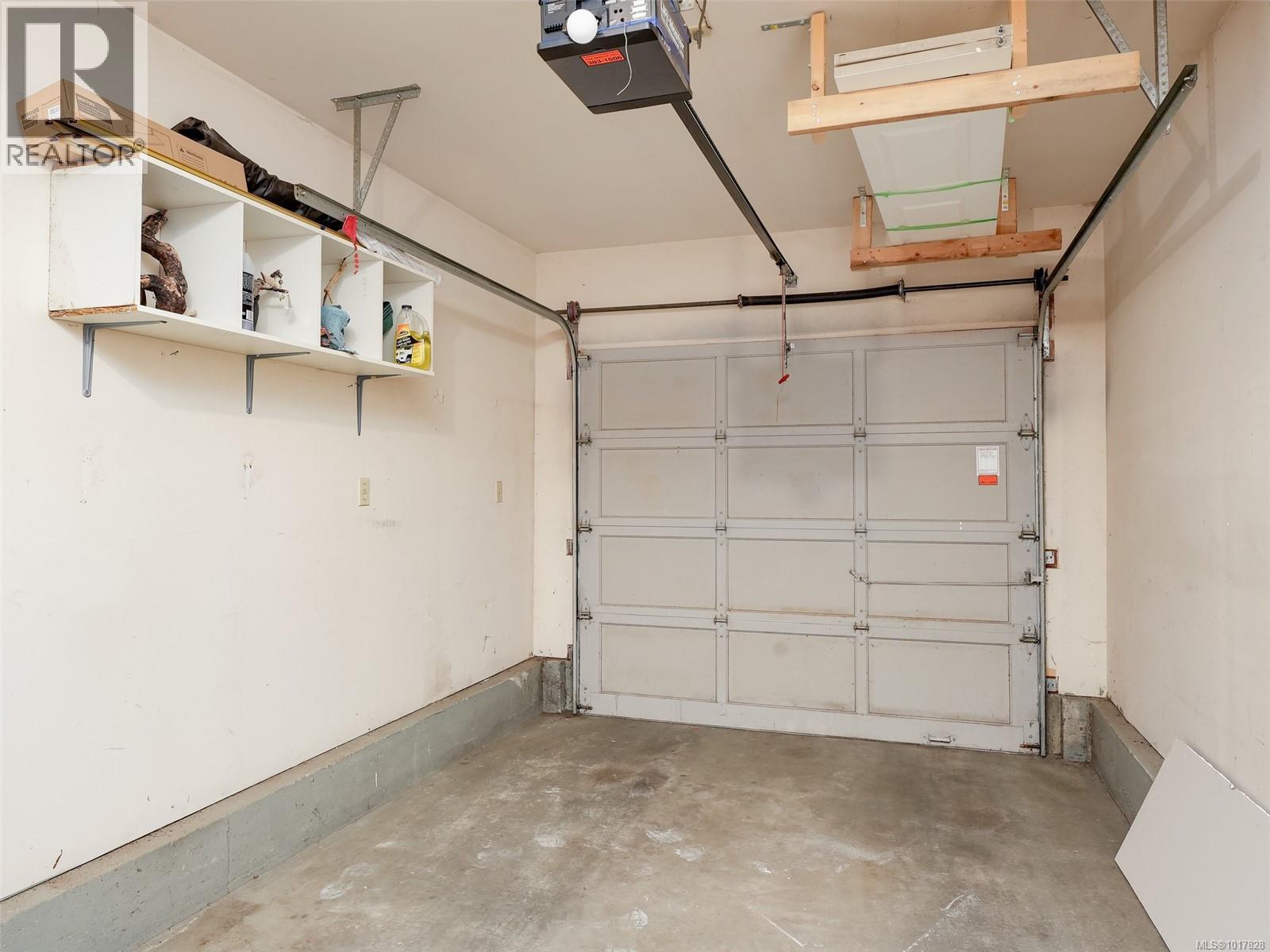 8 2070 Amelia Ave, Sidney, British Columbia  V8L 4X6 - Photo 23 - 1017828