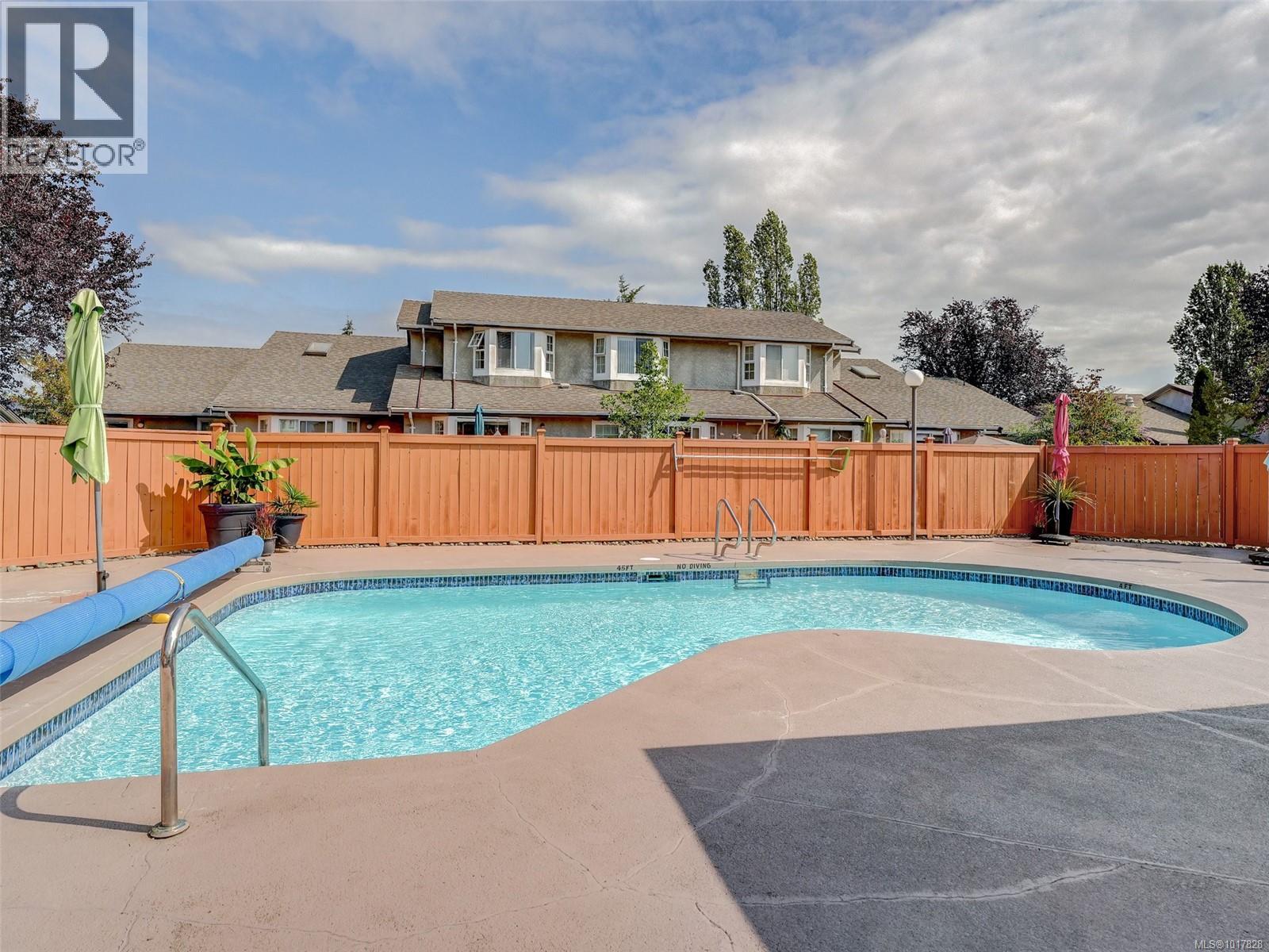 8 2070 Amelia Ave, Sidney, British Columbia  V8L 4X6 - Photo 27 - 1017828