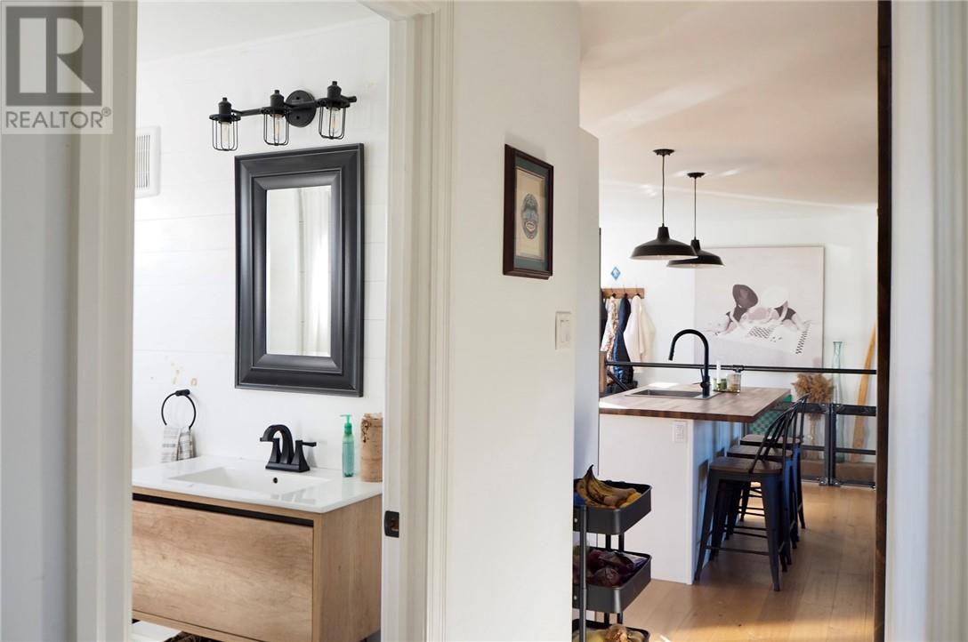 29 Noble, Killarney, Ontario  P0M 2A0 - Photo 17 - 2125431