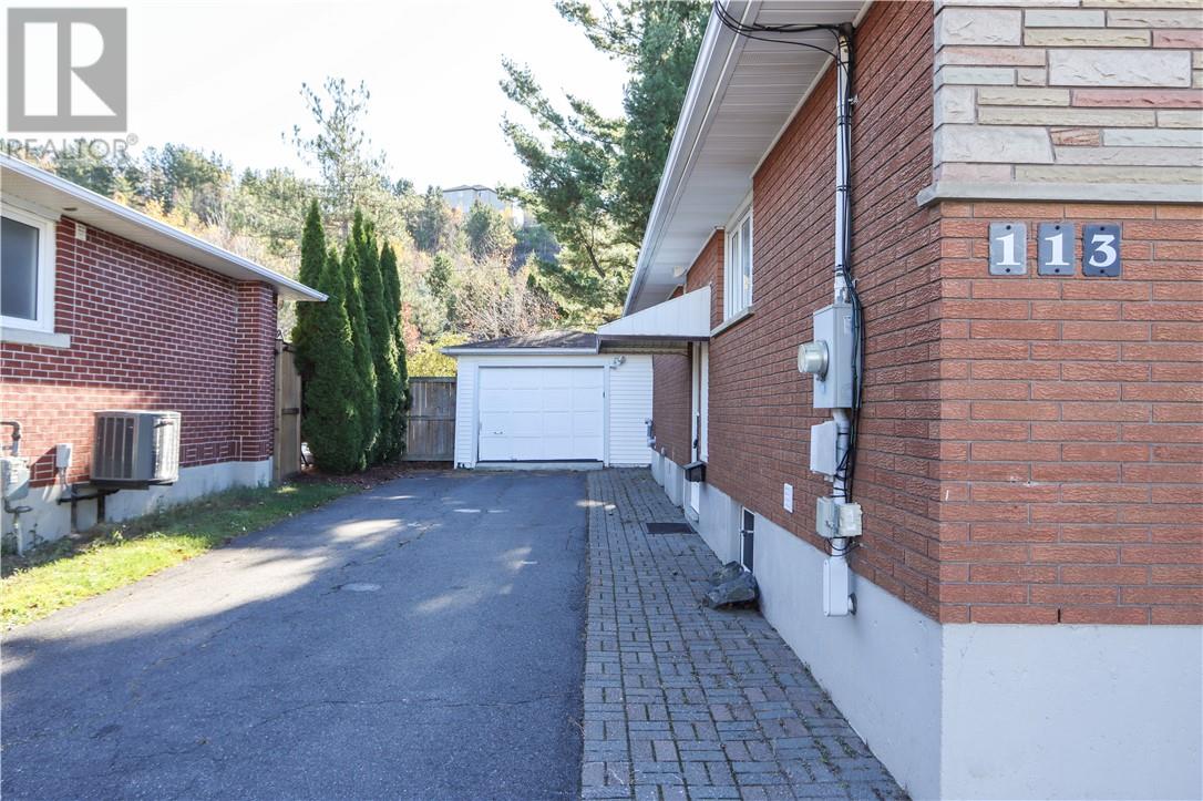 113 Copper Street, Sudbury, Ontario  P3E 2C4 - Photo 3 - 2125385