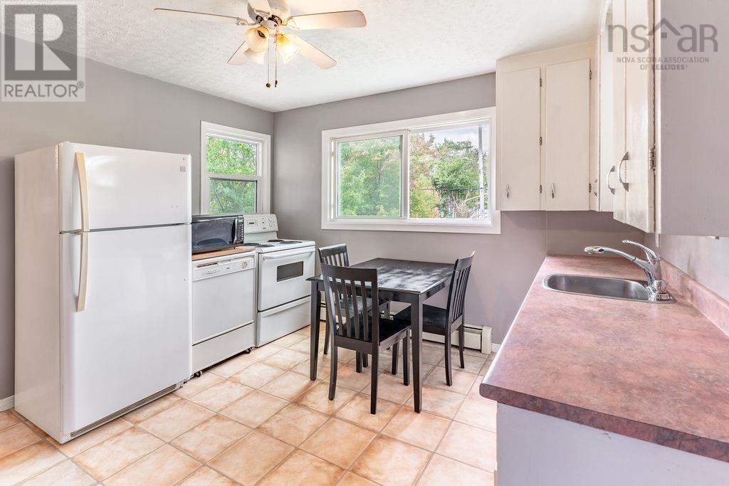 15 Breezy Lane, Lake Echo, Nova Scotia  B3E 1L9 - Photo 5 - 202524156