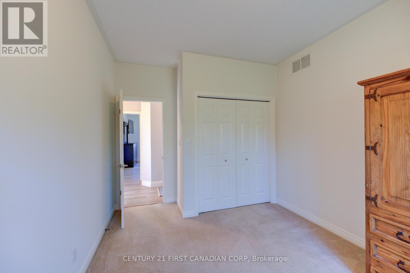 325 Brant County 18 Road, Brant, Ontario  N3S 0H4 - Photo 21 - X12431274