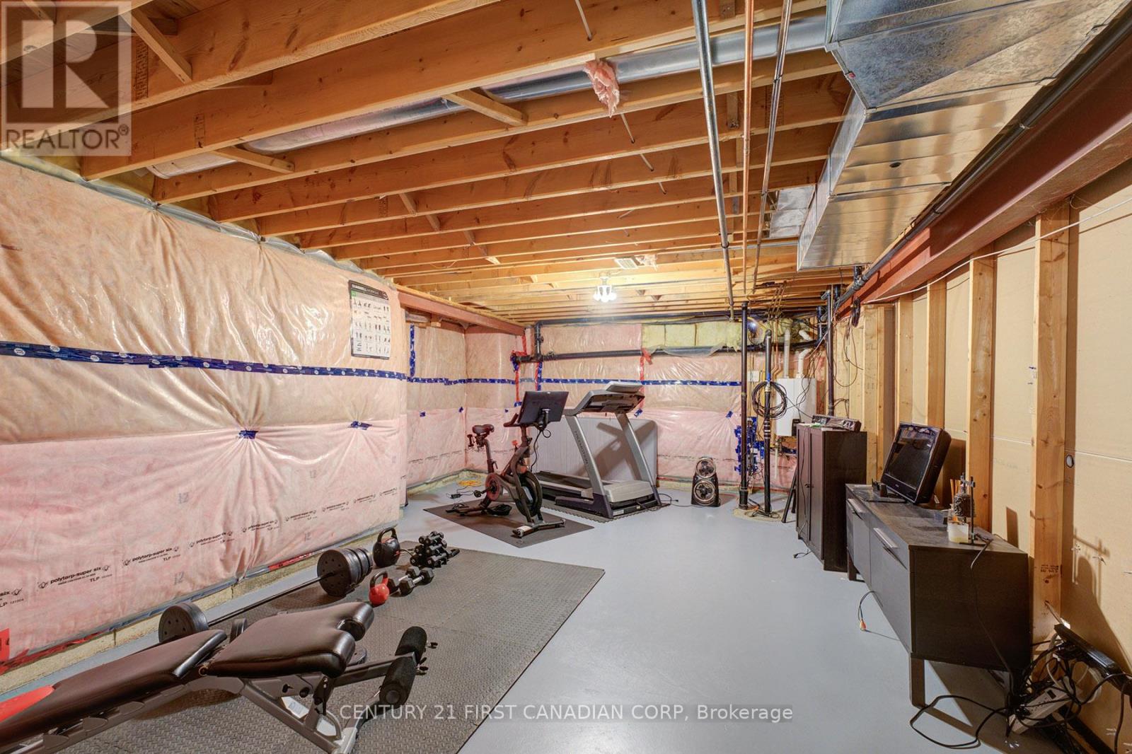 325 Brant County 18 Road, Brant, Ontario  N3S 0H4 - Photo 33 - X12431274