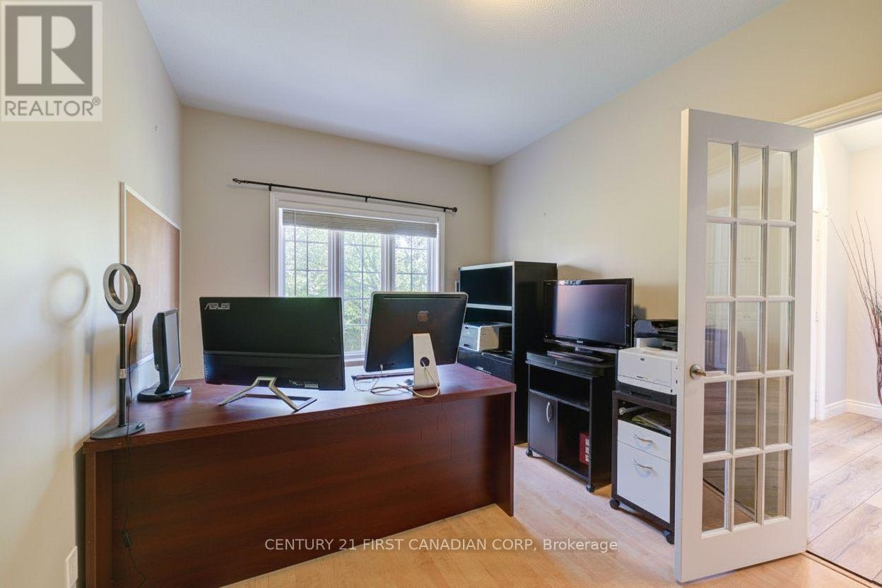 325 Brant County 18 Road, Brant, Ontario  N3S 0H4 - Photo 6 - X12431274