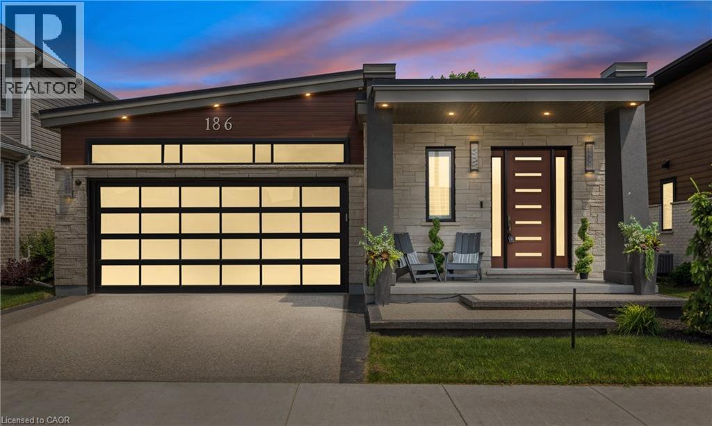 186 TIMBER TRAIL Road, Elmira, Ontario