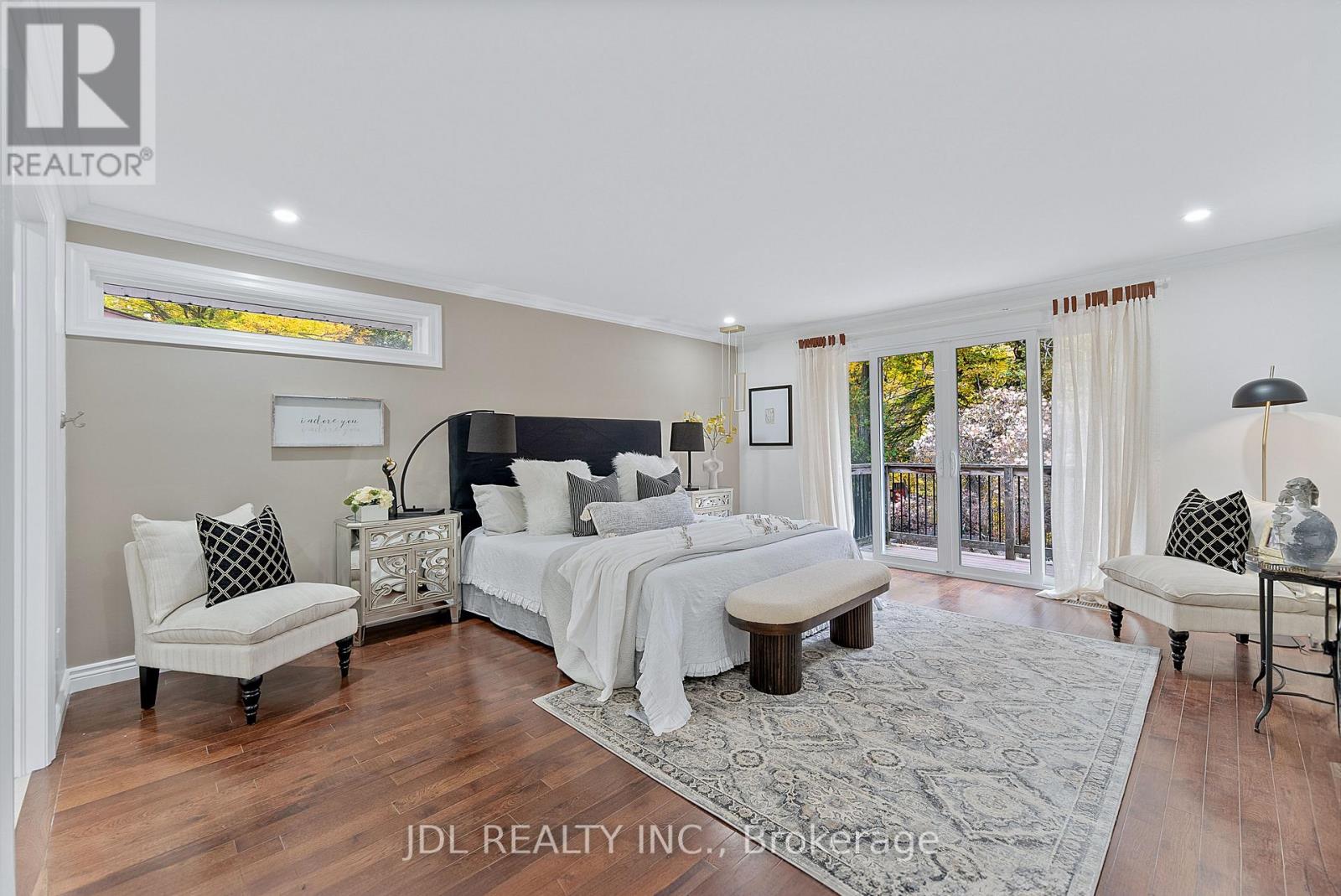 1859 Lincoln Green Close, Mississauga, Ontario  L5K 1C4 - Photo 19 - W12485007