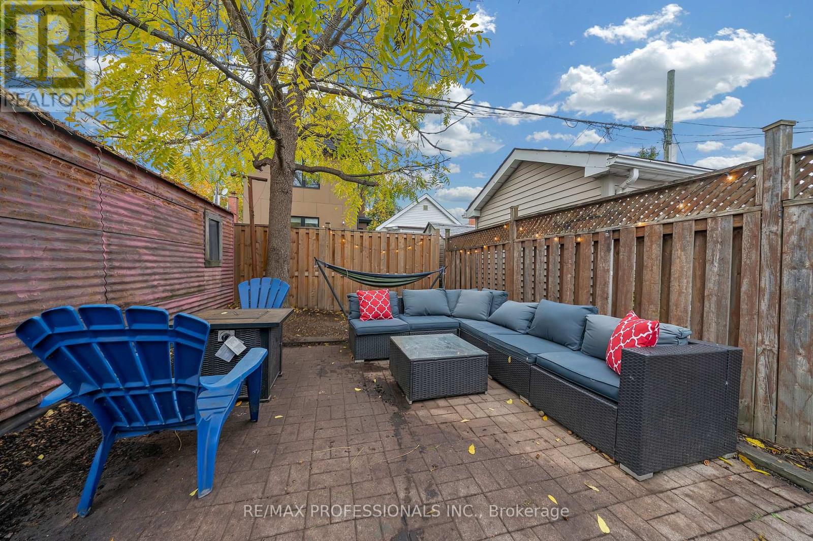 38 Nickle Street, Toronto (Mount Dennis), Ontario  M6M 2H6 - Photo 23 - W12487948