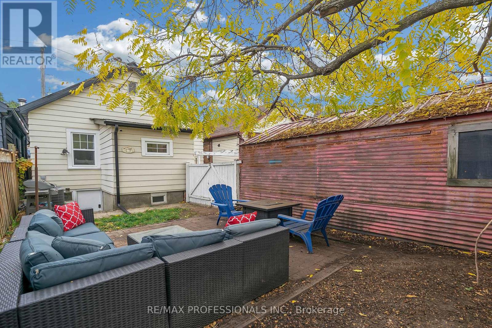 38 Nickle Street, Toronto (Mount Dennis), Ontario  M6M 2H6 - Photo 34 - W12487948