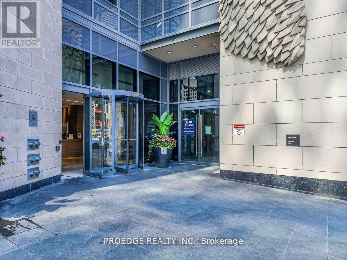 1504 - 1 The Esplanade Street, Toronto, Ontario  M5E 0A8 - Photo 22 - C12258152