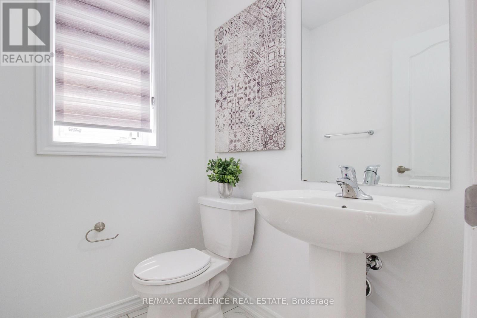 49 Malcolm Crescent, Haldimand, Ontario  N3W 0E9 - Photo 16 - X12264204