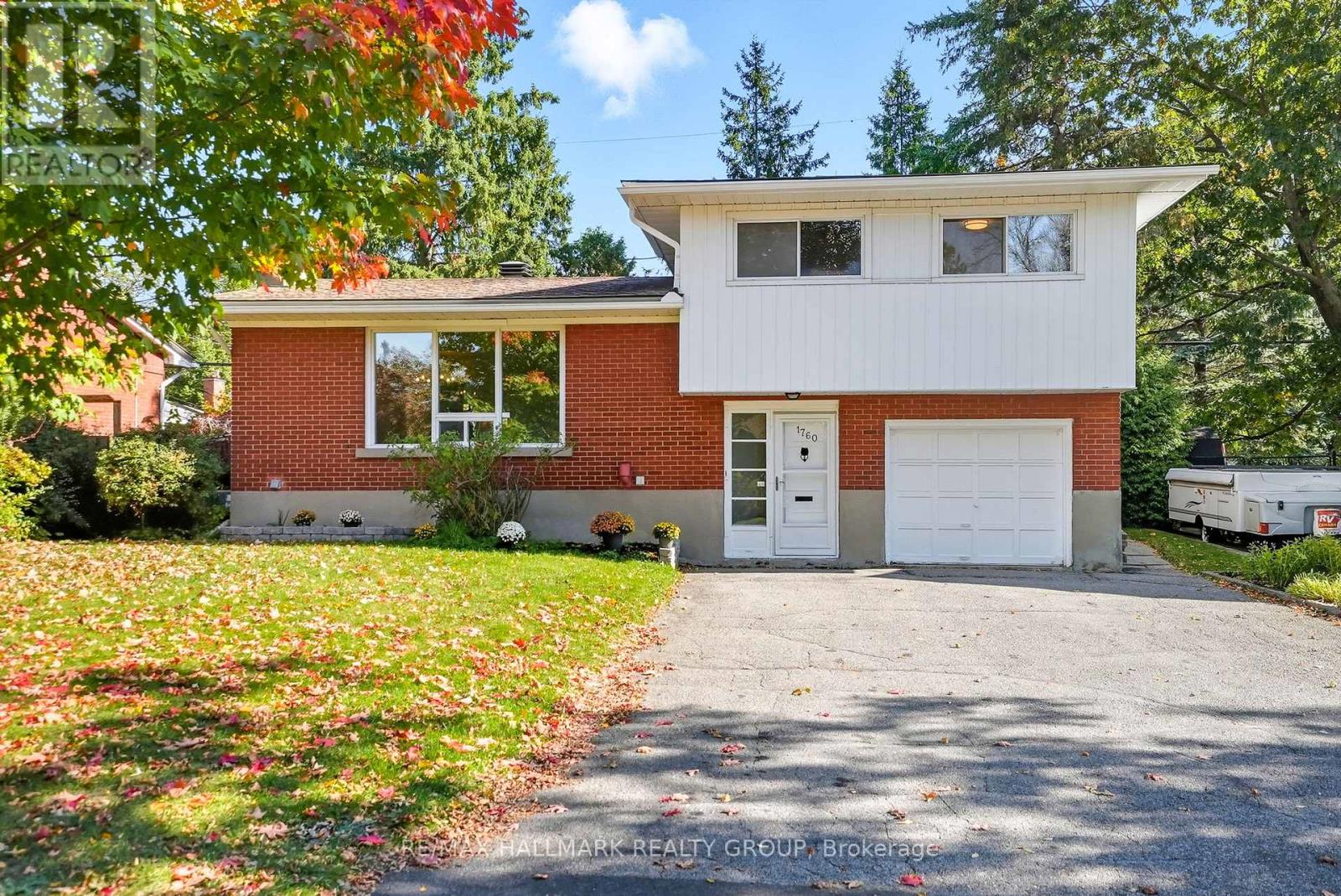 1760 LAXTON CRESCENT, Ottawa, Ontario