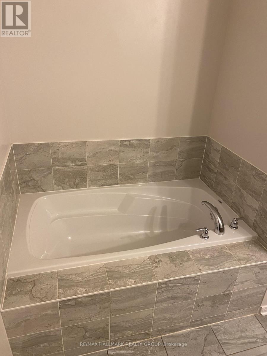 618 Via Campanale Avenue, Ottawa, Ontario  K2J 4A2 - Photo 16 - X12489478