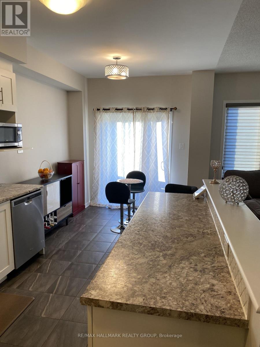 618 Via Campanale Avenue, Ottawa, Ontario  K2J 4A2 - Photo 6 - X12489478