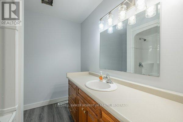 6680 Cropp Street, Niagara Falls (Morrison), Ontario  L2E 7B3 - Photo 12 - X12489428