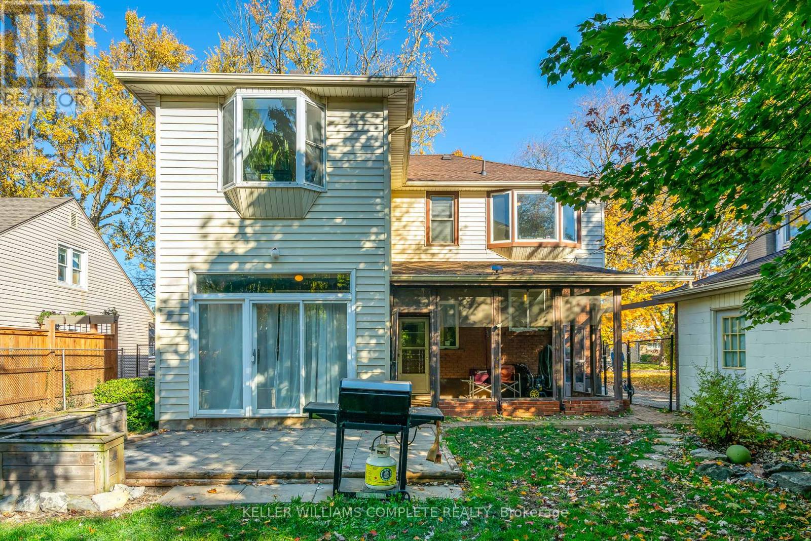 111 Price Avenue, Welland, Ontario  L3C 3Y3 - Photo 31 - X12489470