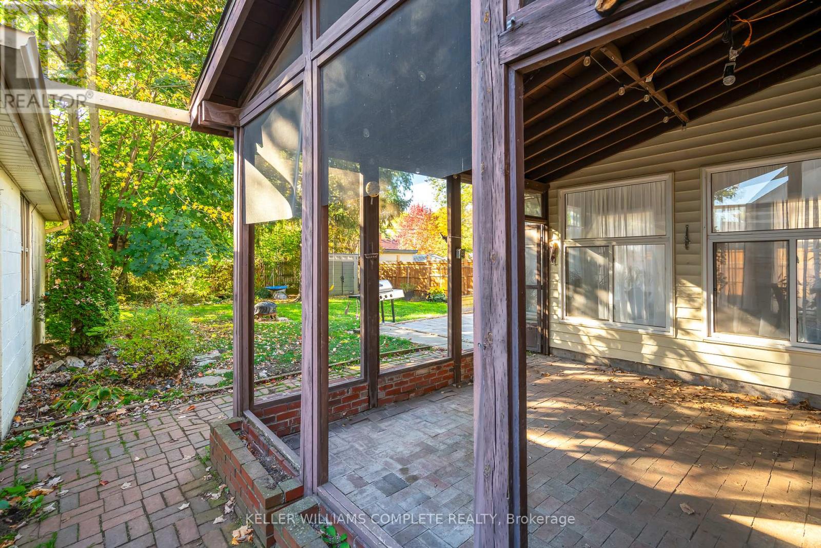 111 Price Avenue, Welland, Ontario  L3C 3Y3 - Photo 33 - X12489470