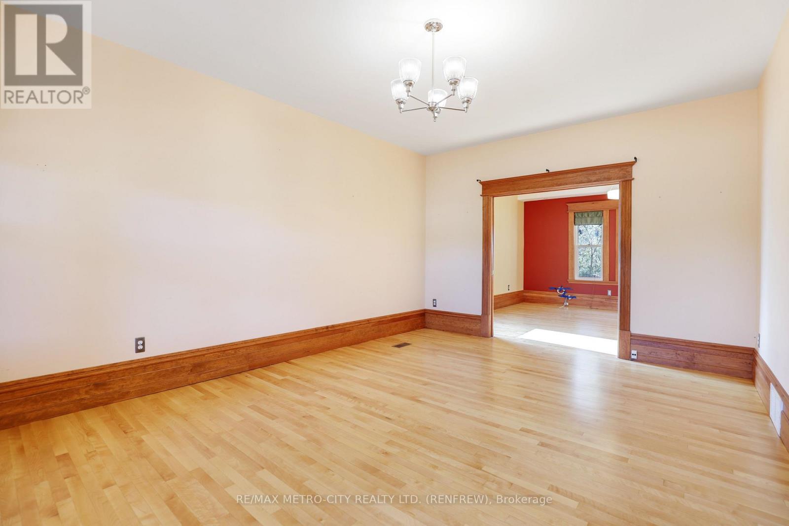 94 Argyle Street N, Renfrew, Ontario  K7V 1S9 - Photo 14 - X12487179