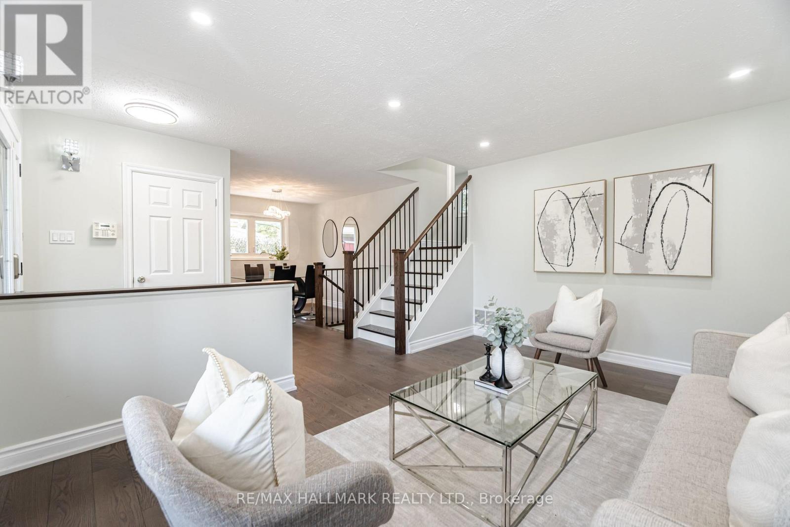 47 Marthclare Avenue, Toronto, Ontario  M3A 1E1 - Photo 10 - C12488522