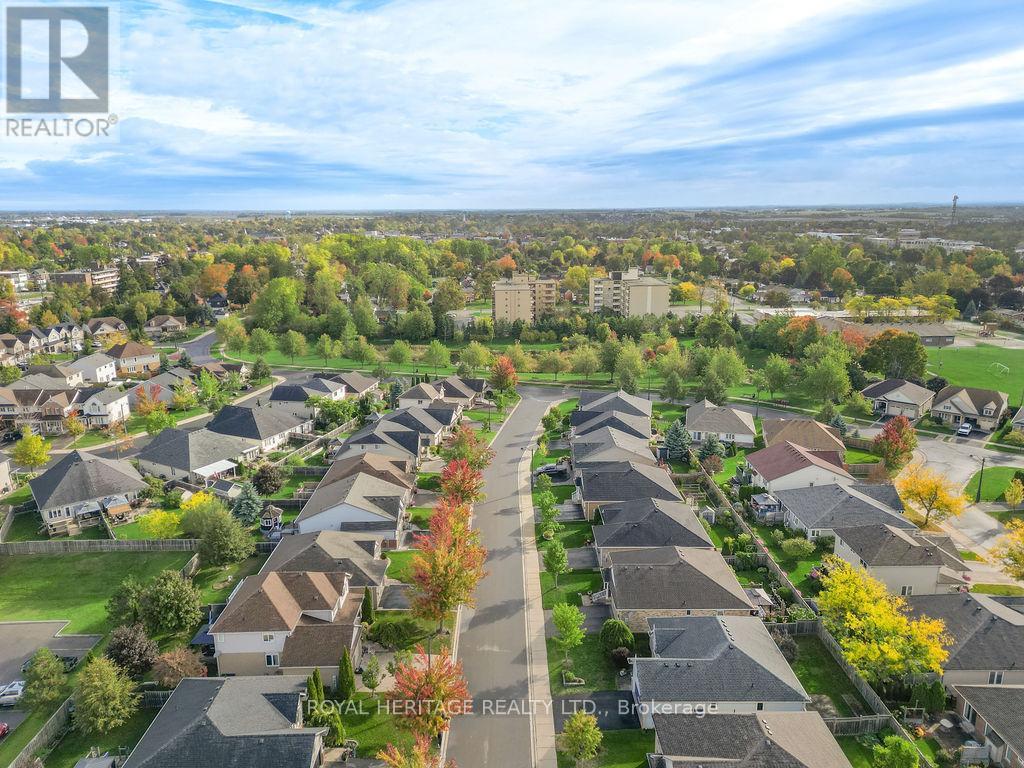 19 Thrushwood Trail, Kawartha Lakes, Ontario  K9V 0B1 - Photo 34 - X12451577