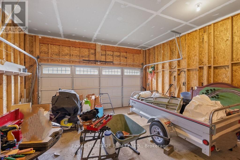 19 Thrushwood Trail, Kawartha Lakes, Ontario  K9V 0B1 - Photo 27 - X12451577