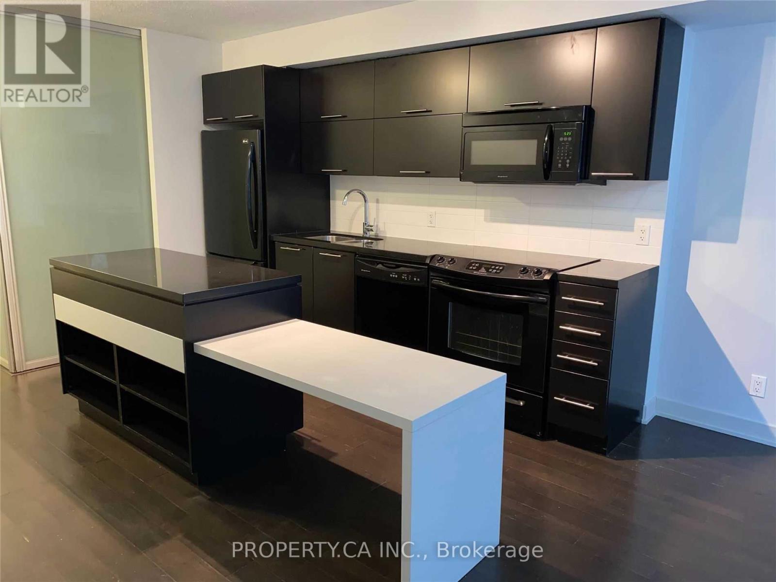 #411 - 21 Nelson Street, Toronto, Ontario  M5V 3H9 - Photo 3 - C12489380