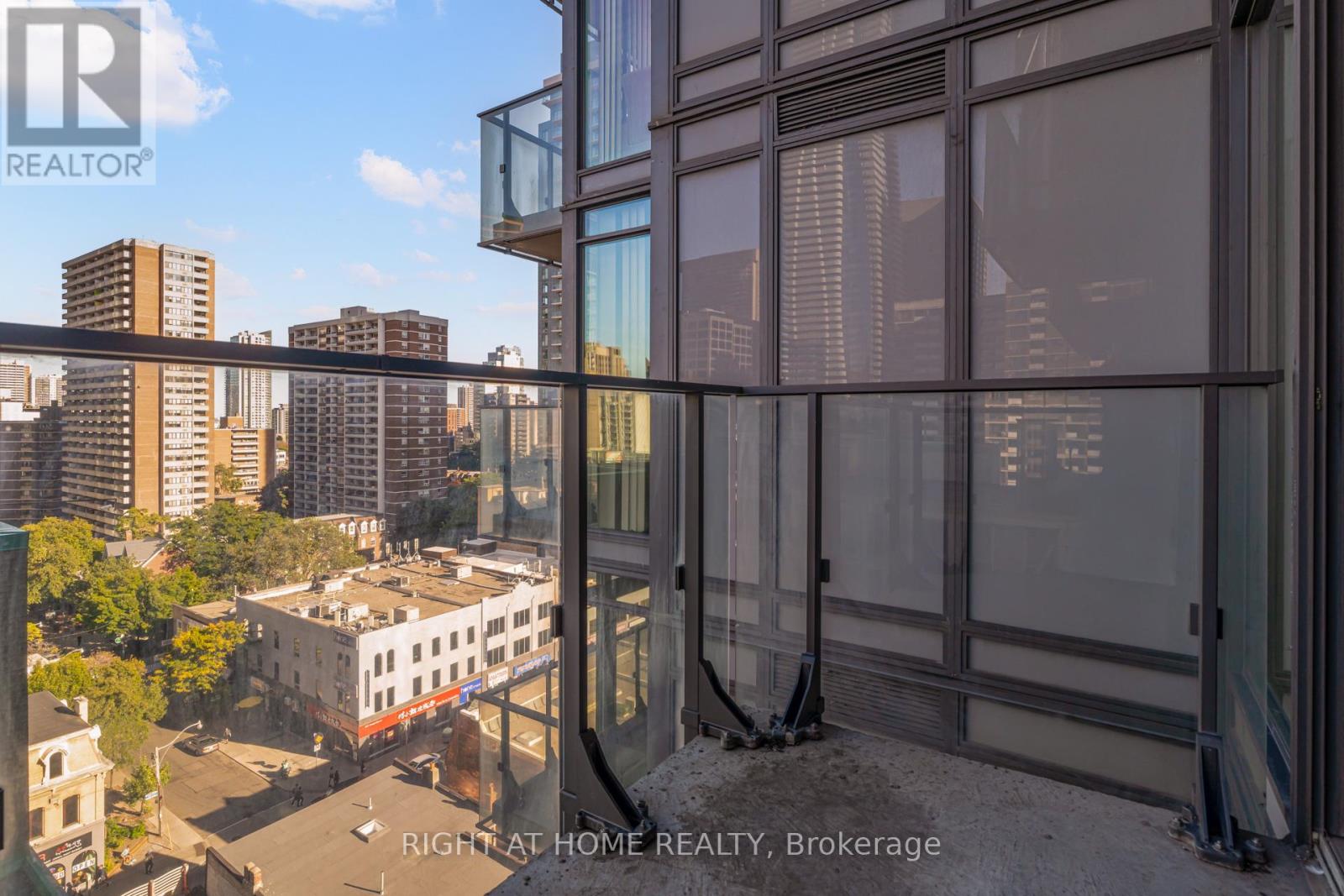 1109 - 75 St Nicholas Street, Toronto, Ontario  M4Y 0A5 - Photo 13 - C12489392