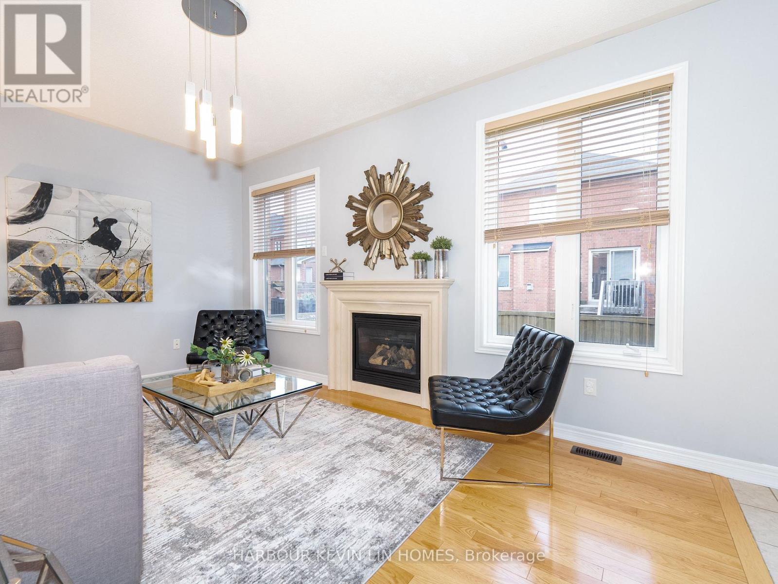 60 Seiffer Crescent, Richmond Hill, Ontario  L4E 0J2 - Photo 19 - N12489384