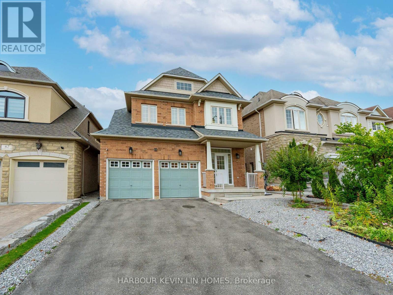 60 Seiffer Crescent, Richmond Hill, Ontario  L4E 0J2 - Photo 3 - N12489384