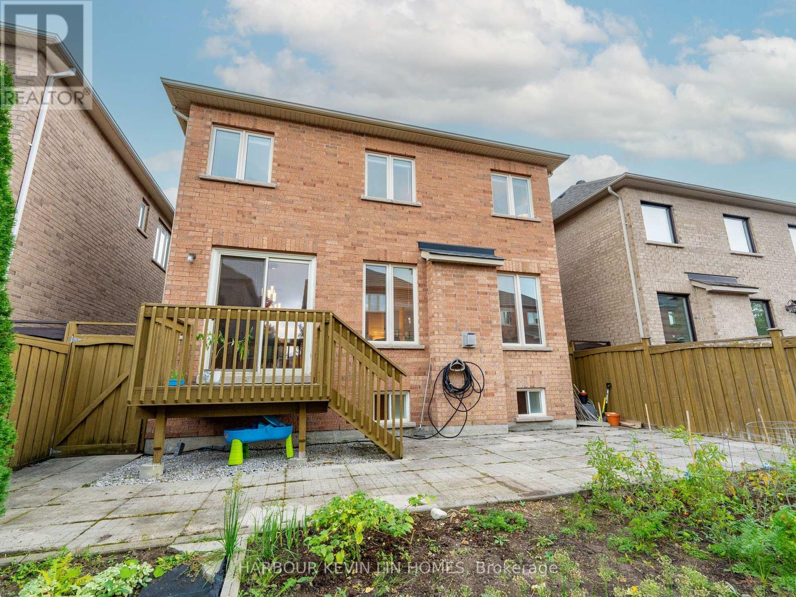 60 Seiffer Crescent, Richmond Hill, Ontario  L4E 0J2 - Photo 38 - N12489384