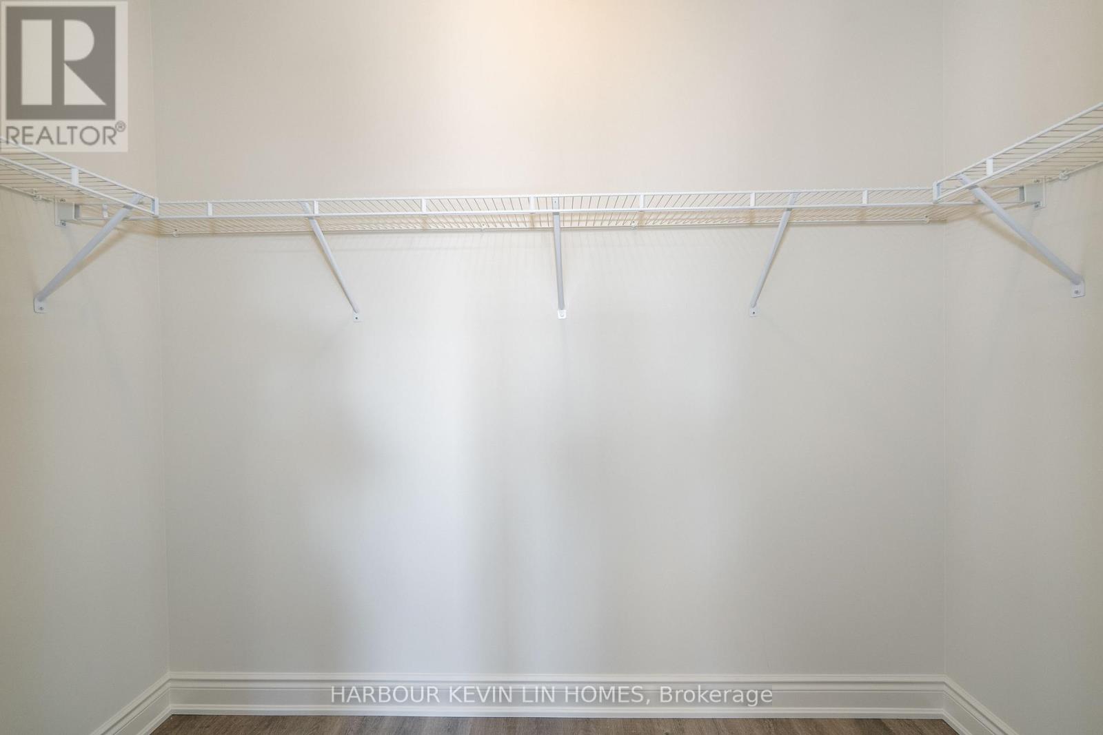 15 Monticola Avenue, Richmond Hill, Ontario  L4B 0J1 - Photo 19 - N12489390