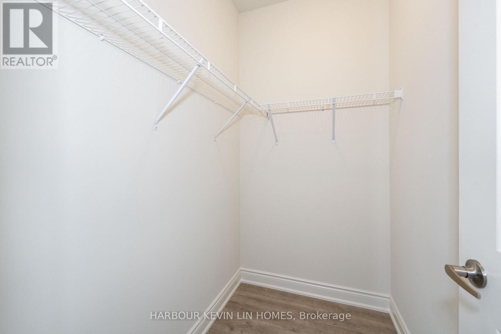 15 Monticola Avenue, Richmond Hill, Ontario  L4B 0J1 - Photo 22 - N12489390