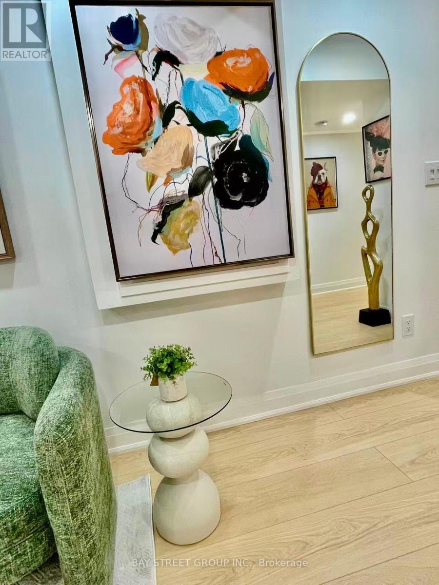 160 William Booth Avenue, Newmarket, Ontario  L3X 0K7 - Photo 7 - N12489414