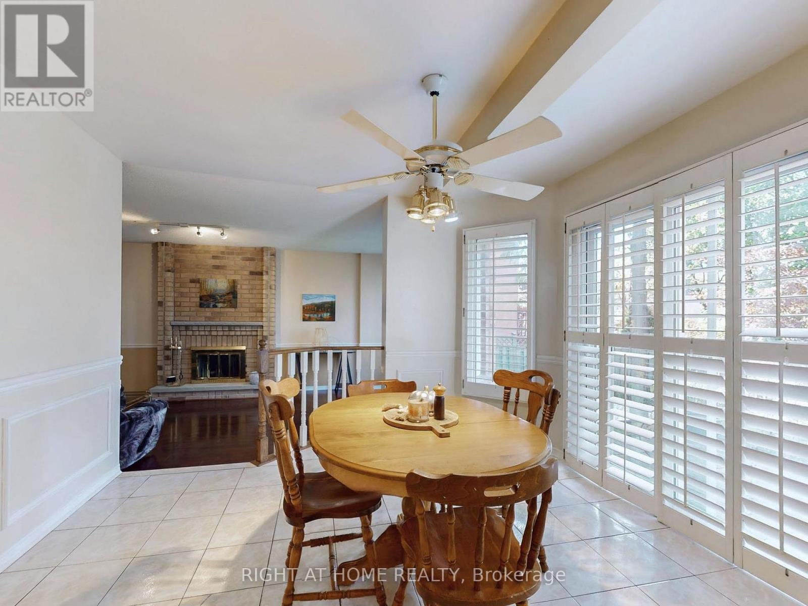 58 Samantha Circle, Richmond Hill, Ontario  L4B 2R6 - Photo 15 - N12489436