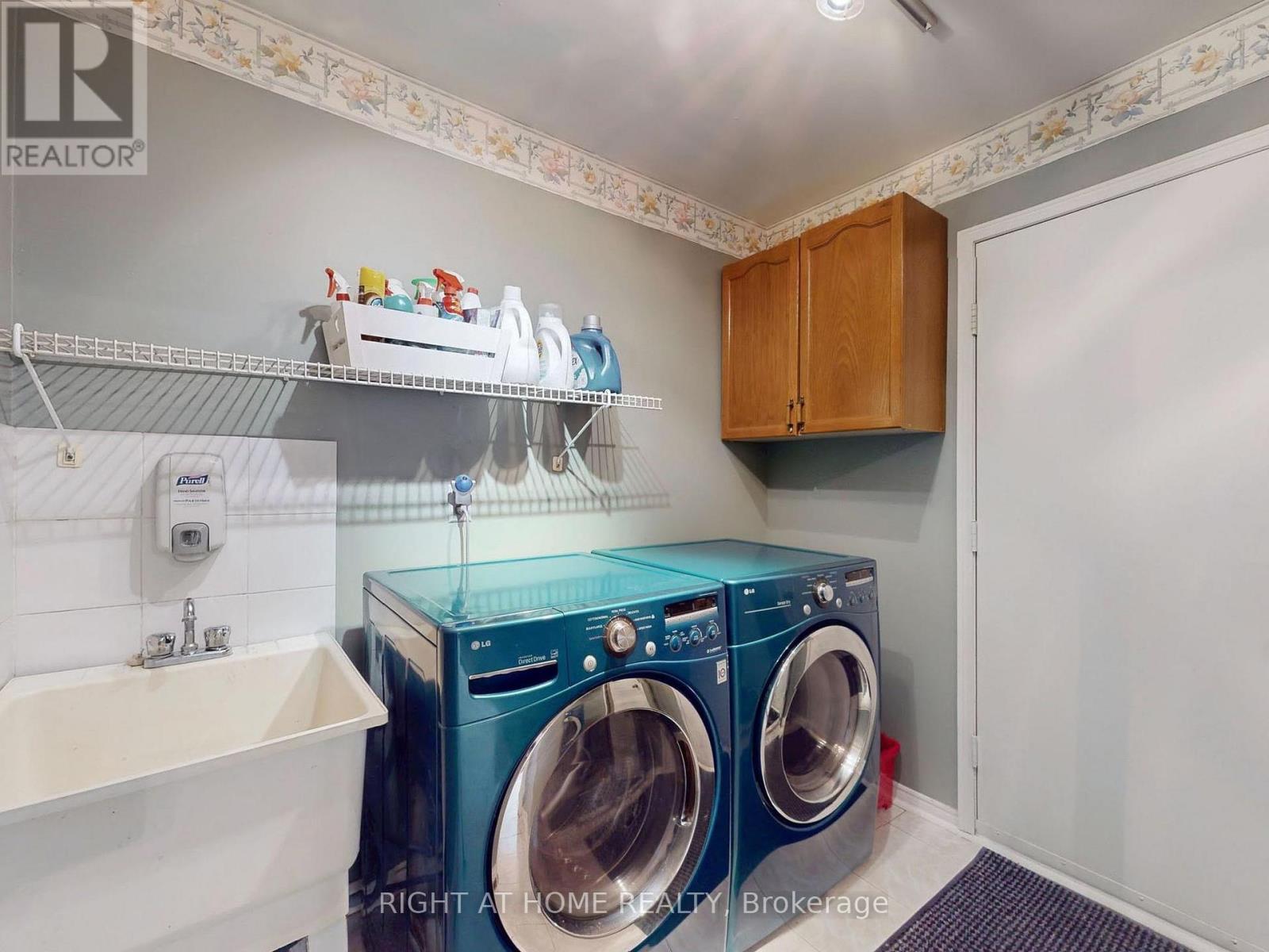 58 Samantha Circle, Richmond Hill, Ontario  L4B 2R6 - Photo 20 - N12489436