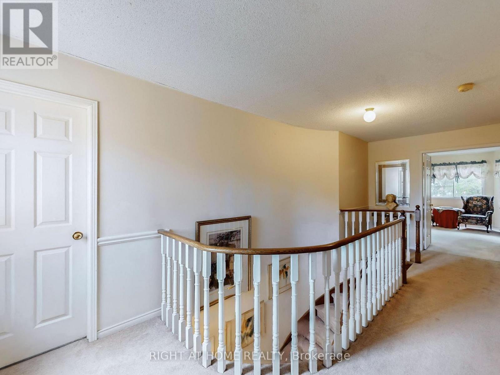 58 Samantha Circle, Richmond Hill, Ontario  L4B 2R6 - Photo 25 - N12489436