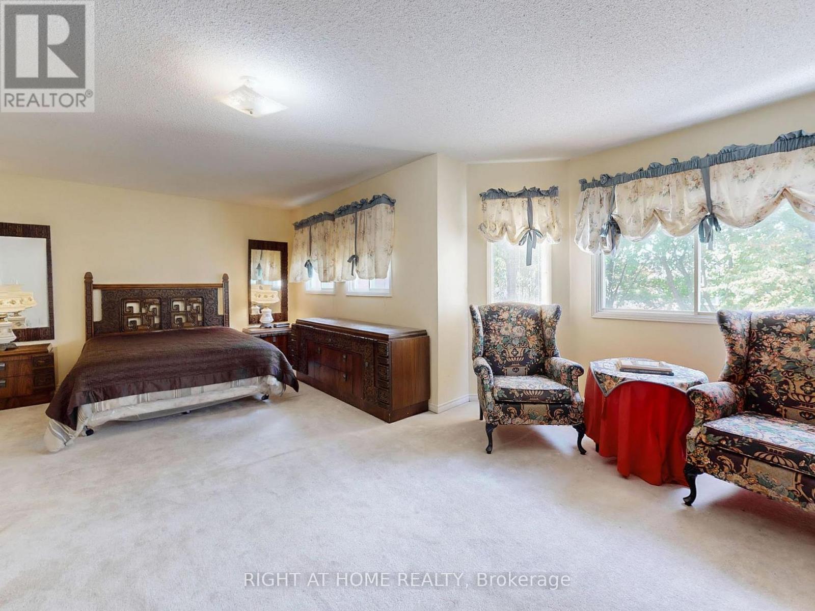 58 Samantha Circle, Richmond Hill, Ontario  L4B 2R6 - Photo 26 - N12489436