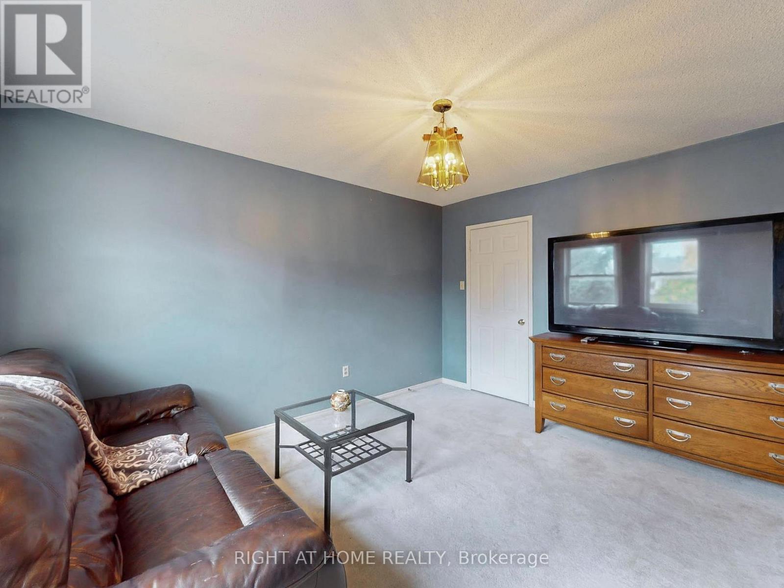 58 Samantha Circle, Richmond Hill, Ontario  L4B 2R6 - Photo 34 - N12489436