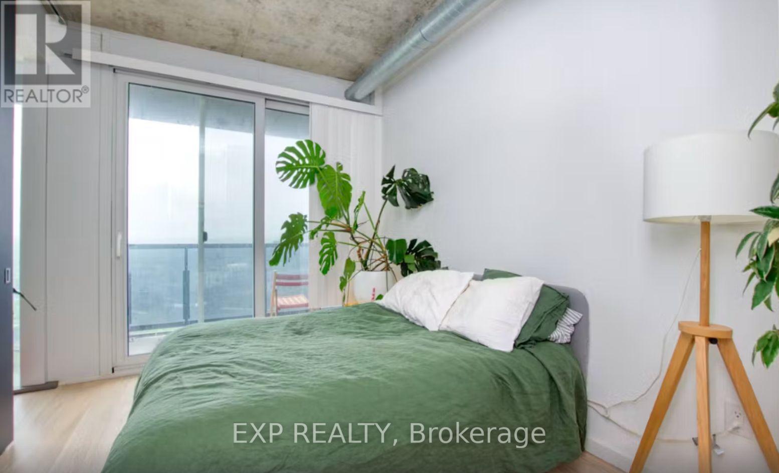 1805 - 170 Bayview Avenue, Toronto, Ontario  M5A 0M4 - Photo 2 - C12489476