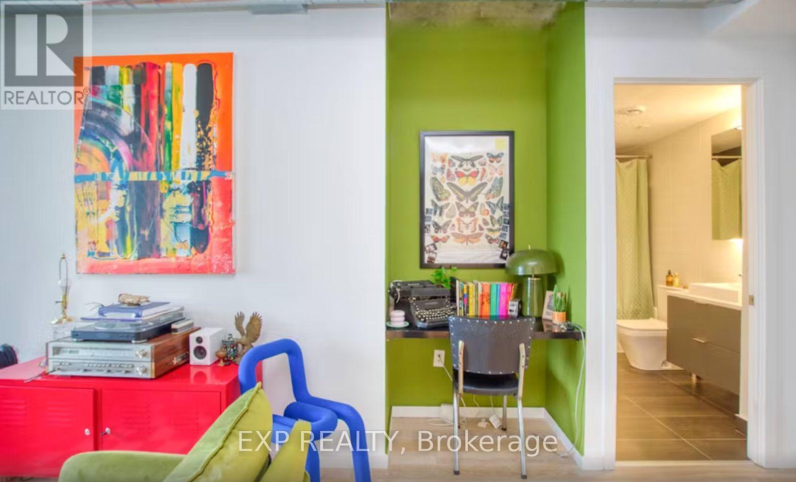 1805 - 170 Bayview Avenue, Toronto, Ontario  M5A 0M4 - Photo 4 - C12489476